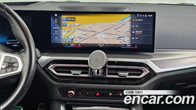 BMW i4 2022 — photo 26