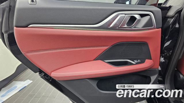 BMW i4 2022 — photo 15