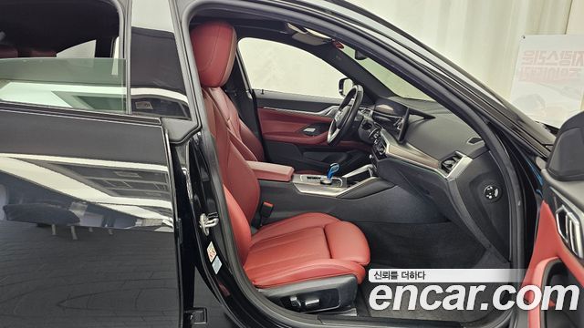 BMW i4 2022 — photo 16