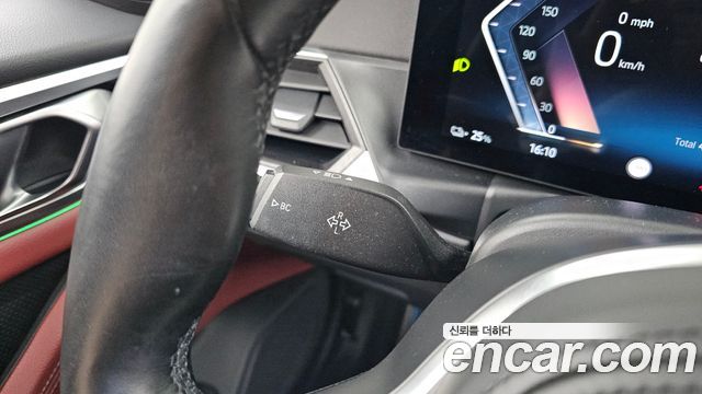 BMW i4 2022 — photo 36