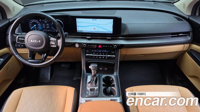 Kia Canival 2023 — photo 10