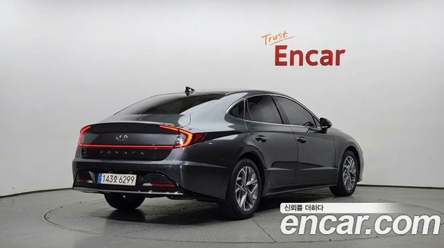 Hyundai Sonata 2022 — photo 2