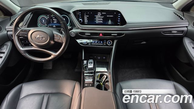 Hyundai Sonata 2022 — photo 10