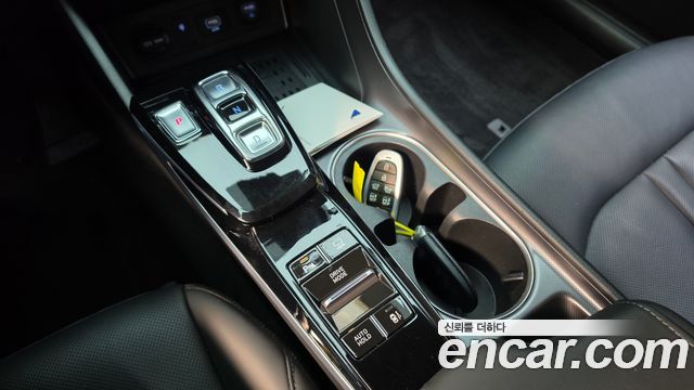 Hyundai Sonata 2022 — photo 12