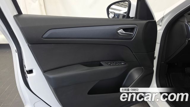 Renault Korea XM3 2022 — photo 14