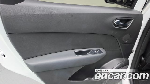 Renault Korea XM3 2022 — photo 15