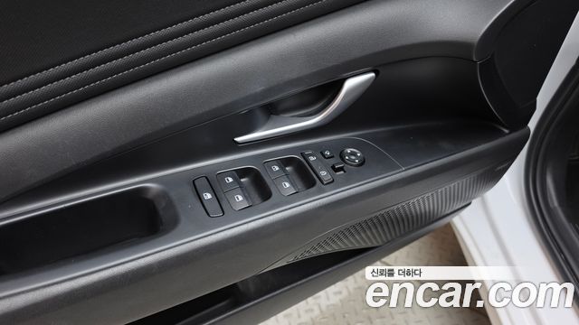 Hyundai AVANTE 2023 — photo 30
