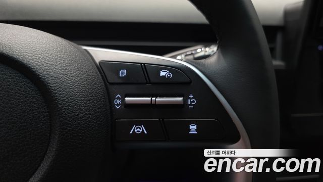 Hyundai Staria 2025 — photo 22
