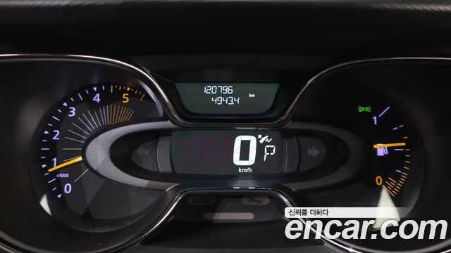 Renault Korea QM3 2015 — photo 11