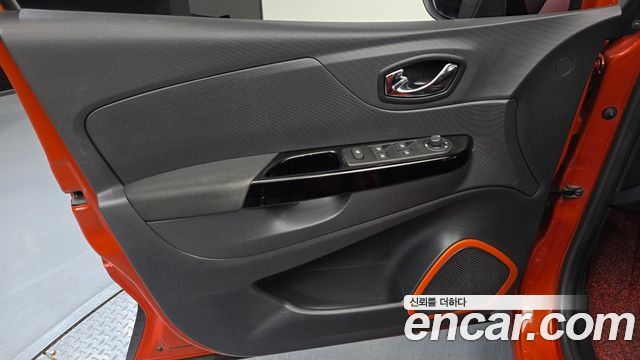 Renault Korea QM3 2015 — photo 14