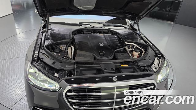 Mercedes-Benz S-Class 2021 — photo 6