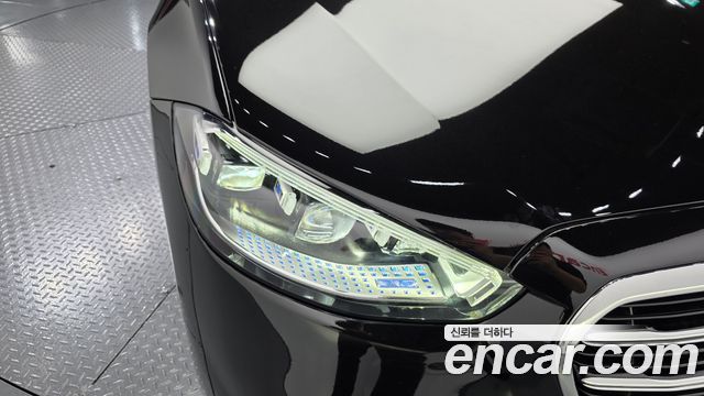 Mercedes-Benz S-Class 2021 — photo 8