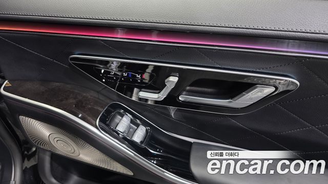 Mercedes-Benz S-Class 2021 — photo 31