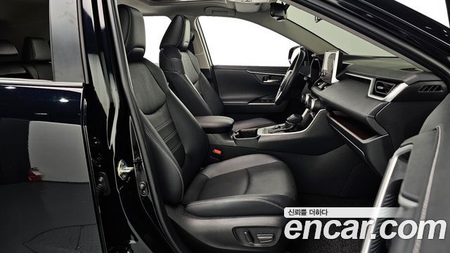 Toyota RAV4 2024 — photo 17
