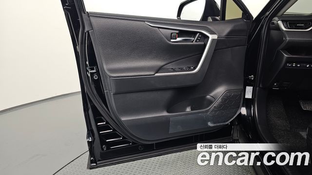 Toyota RAV4 2024 — photo 14