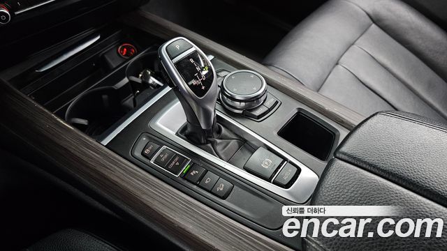 BMW X5 2015 — photo 9