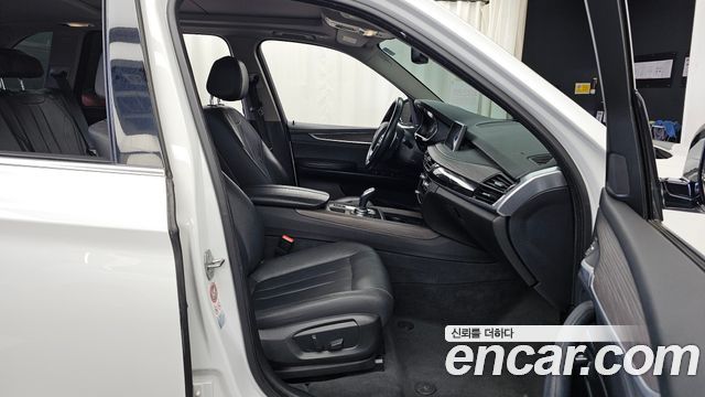 BMW X5 2015 — photo 11