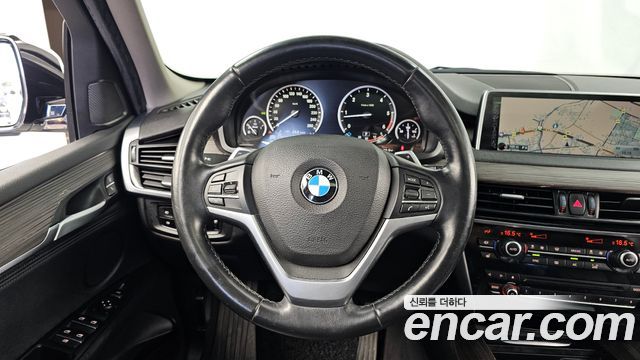 BMW X5 2015 — photo 13