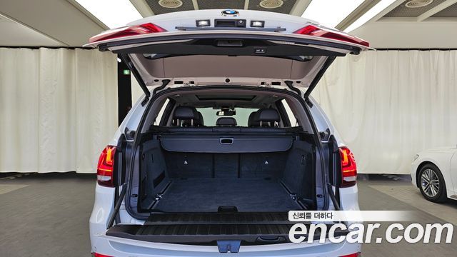 BMW X5 2015 — photo 20
