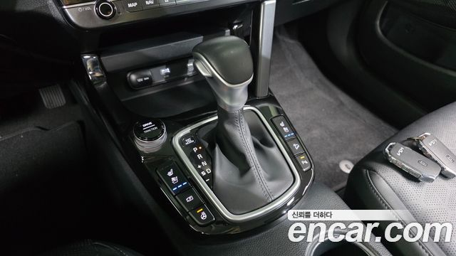 Kia Seltos 2023 — photo 12