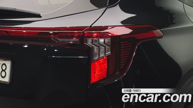 Kia Seltos 2023 — photo 9