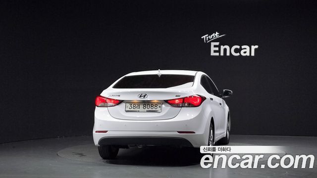 Hyundai AVANTE 2015 — photo 4