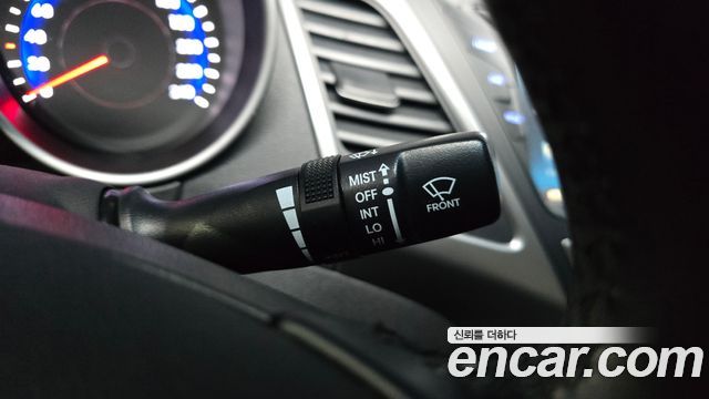 Hyundai AVANTE 2015 — photo 30