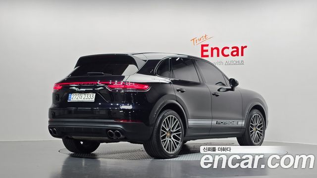 Porsche Cayenne 2020 — photo 2