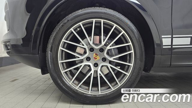 Porsche Cayenne 2020 — photo 5