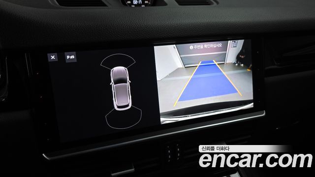 Porsche Cayenne 2020 — photo 20