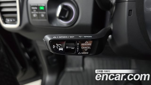 Porsche Cayenne 2020 — photo 23