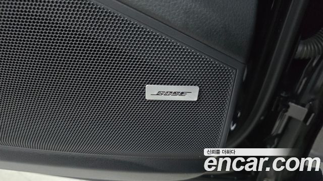 Porsche Cayenne 2020 — photo 25