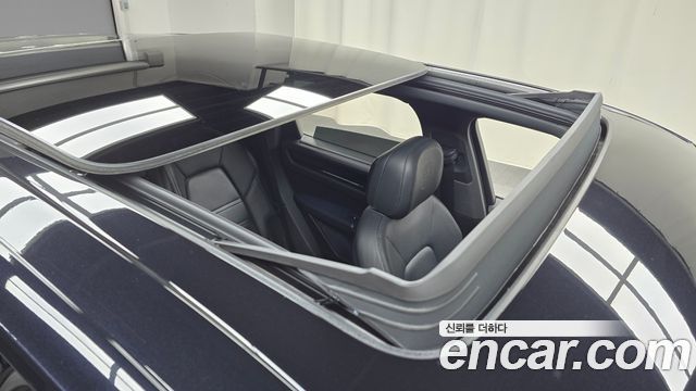 Porsche Cayenne 2020 — photo 28
