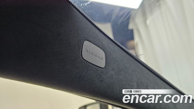 Infiniti Q30 2017 — photo 30
