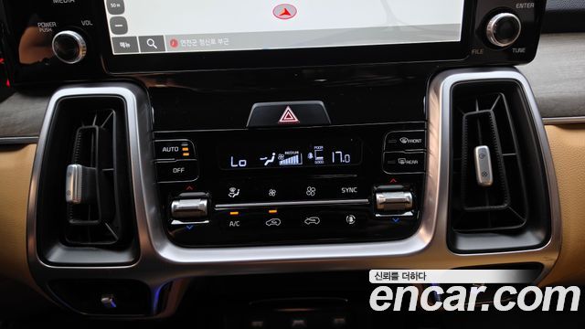 Kia Sorento 2022 — photo 24