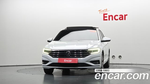Volkswagen Jetta 2021 — photo 3