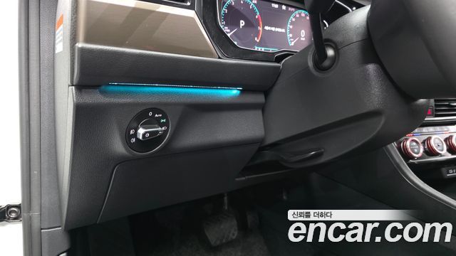 Volkswagen Jetta 2021 — photo 30