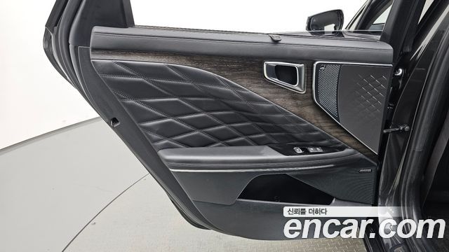 Kia K8 2022 — photo 15