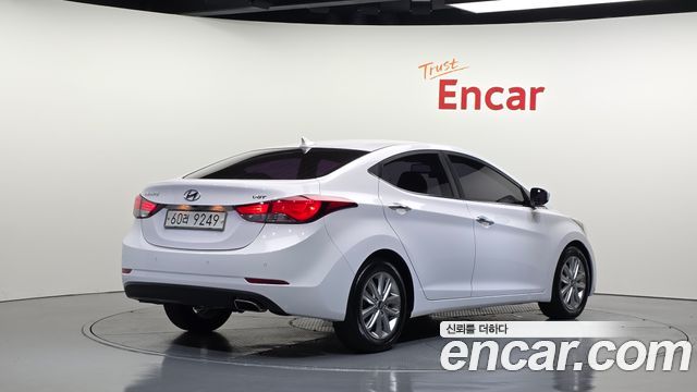 Hyundai AVANTE 2015 — photo 2
