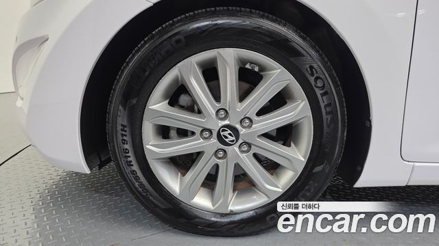 Hyundai AVANTE 2015 — photo 5