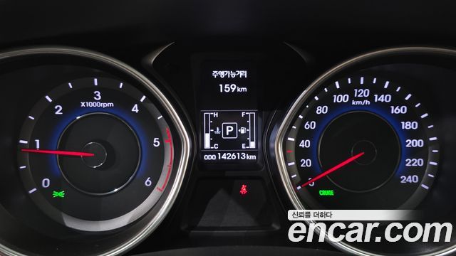 Hyundai AVANTE 2015 — photo 8