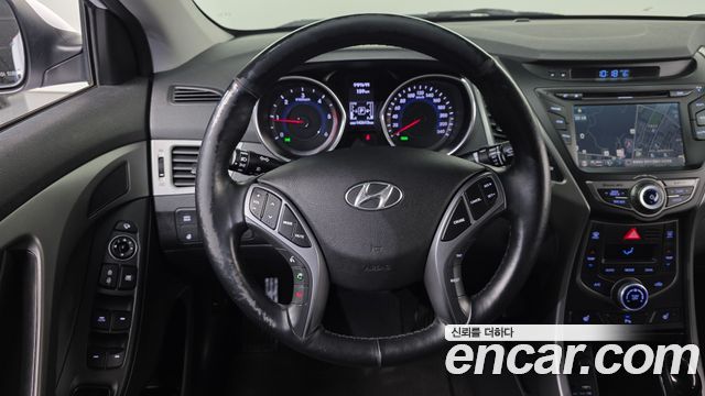 Hyundai AVANTE 2015 — photo 14