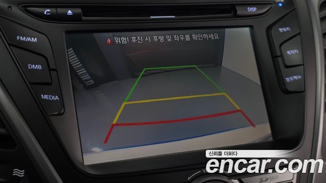 Hyundai AVANTE 2015 — photo 15