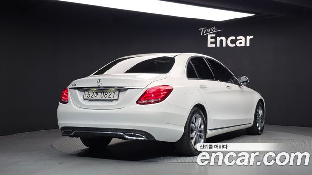 Mercedes-Benz C-Class 2016 — photo 2