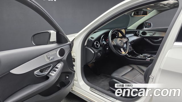 Mercedes-Benz C-Class 2016 — photo 10