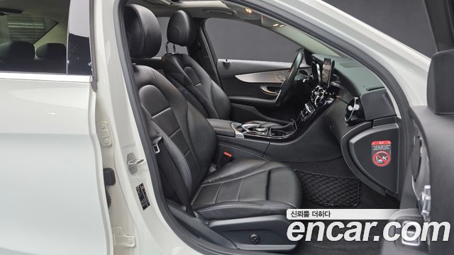 Mercedes-Benz C-Class 2016 — photo 11