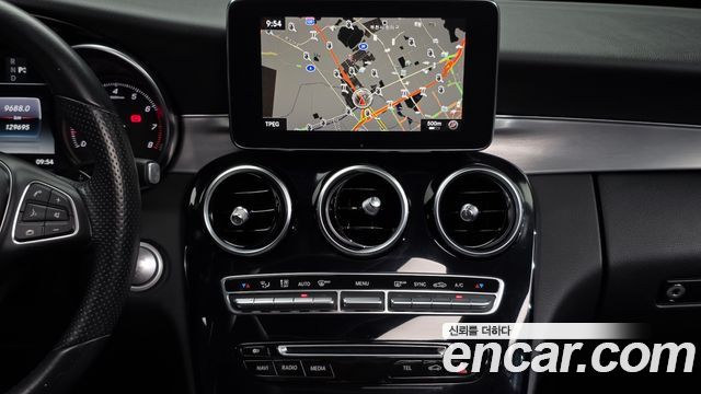 Mercedes-Benz C-Class 2016 — photo 14