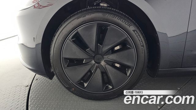 Tesla Model 3 2025 — photo 5