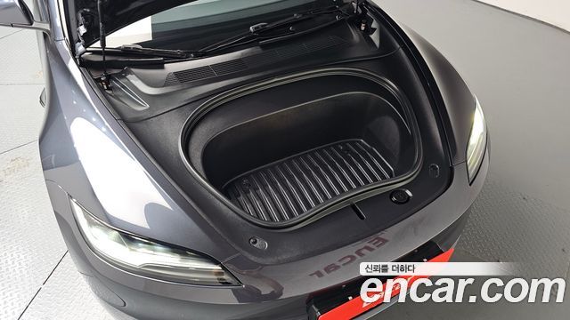 Tesla Model 3 2025 — photo 6