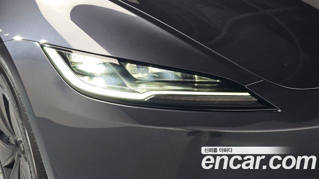 Tesla Model 3 2025 — photo 8